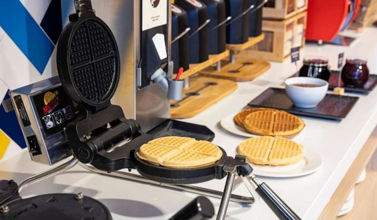 wafels maken in Amsterdam